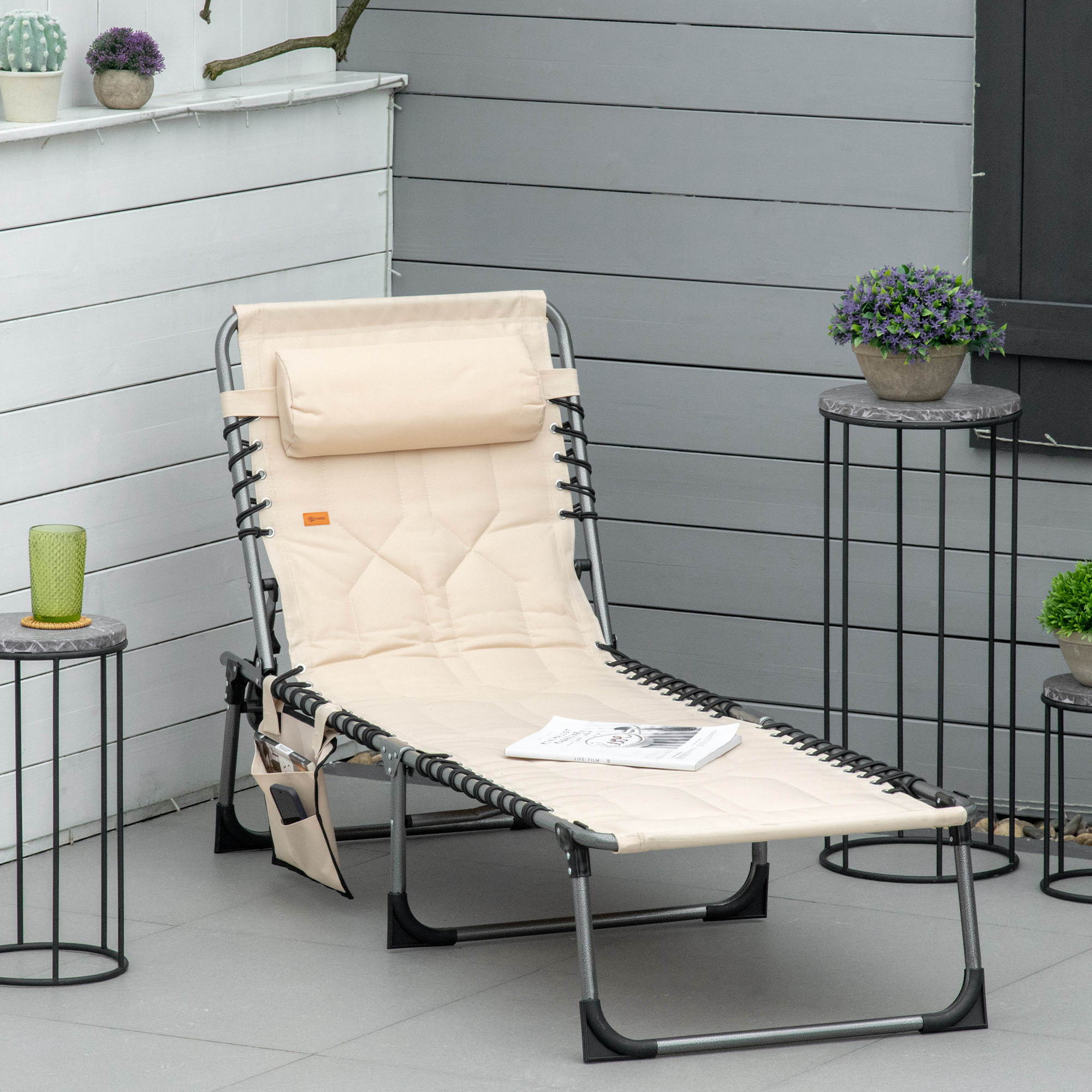 Outsunny - Padded Folding Chaise Lounge Chair