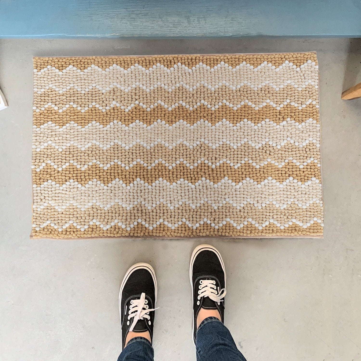 Kasentex Soft Absorbent Durable Non-Slip Bathroom Rug