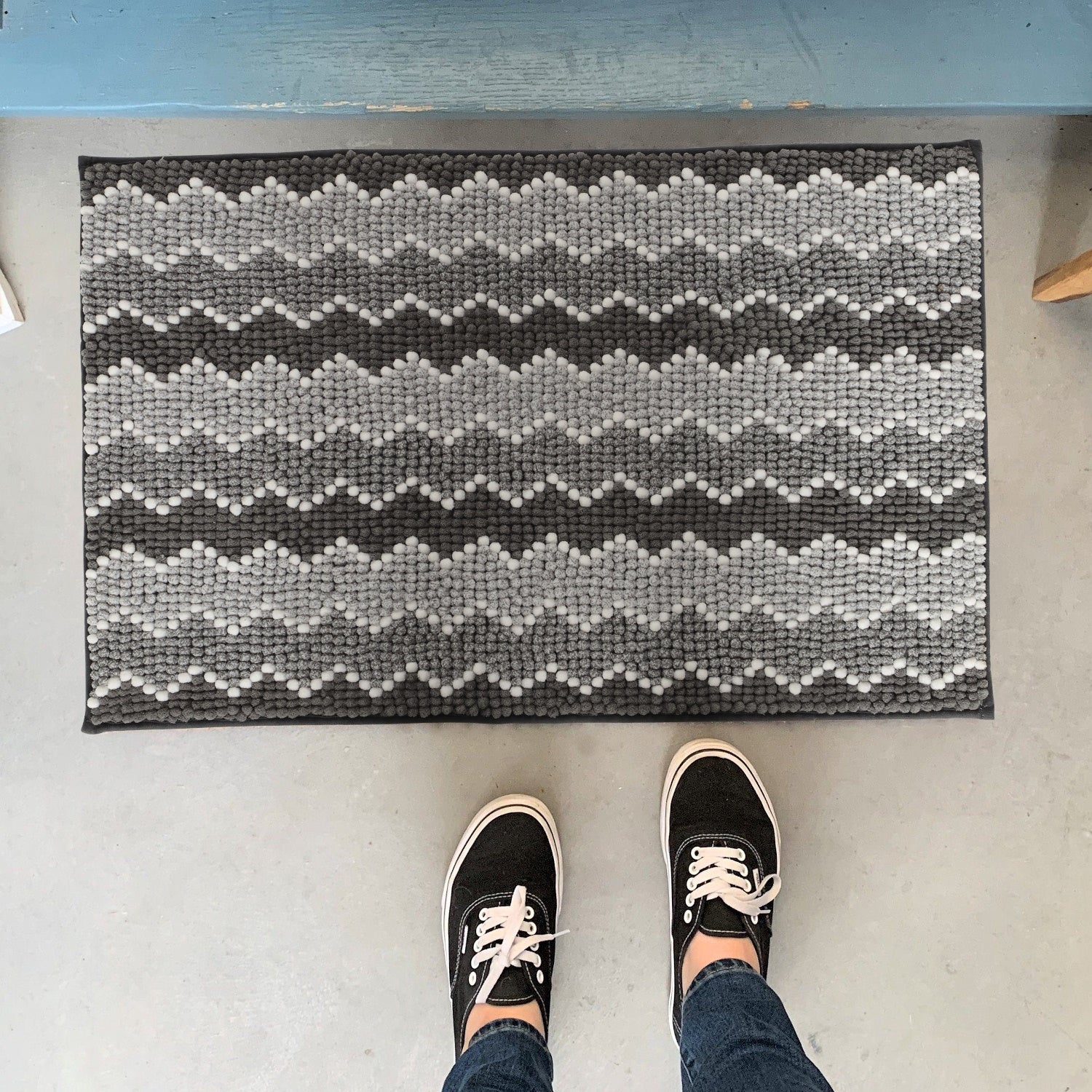 Kasentex Soft Absorbent Durable Non-Slip Bathroom Rug