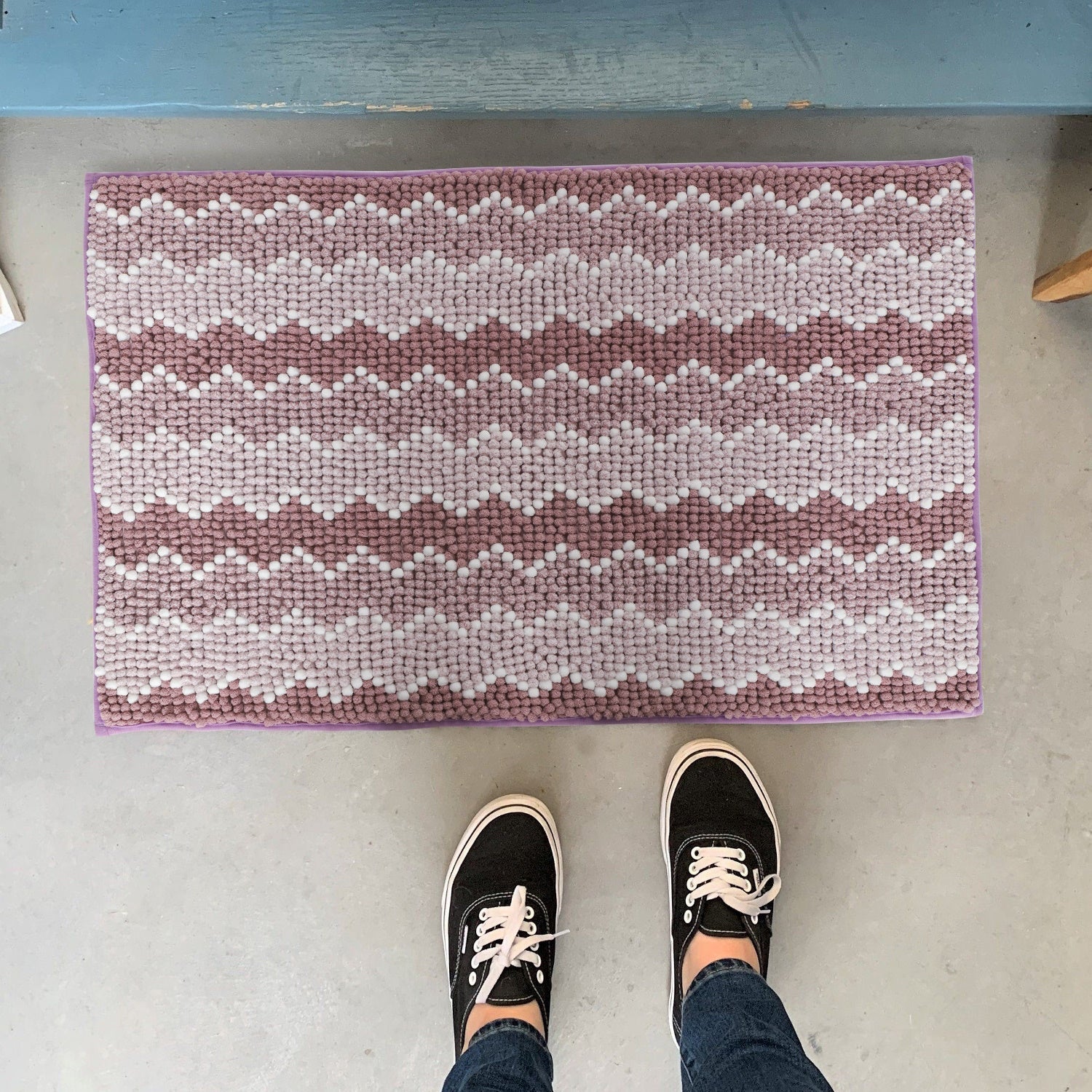Kasentex Soft Absorbent Durable Non-Slip Bathroom Rug