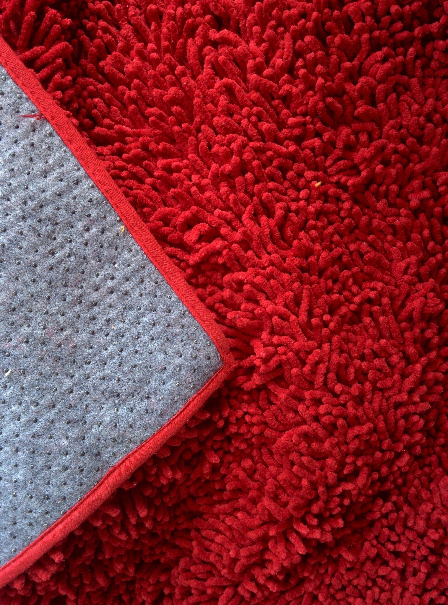 Tache Cotton Chenille Solid Dark Raspberry Red Rug